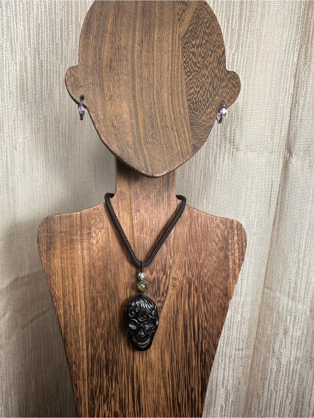 Unique Blue and Golden Tiger’s Eye Skull Carving Pendant Necklace on Brown